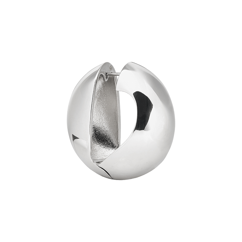 Sculpted Spade Statement Huggies