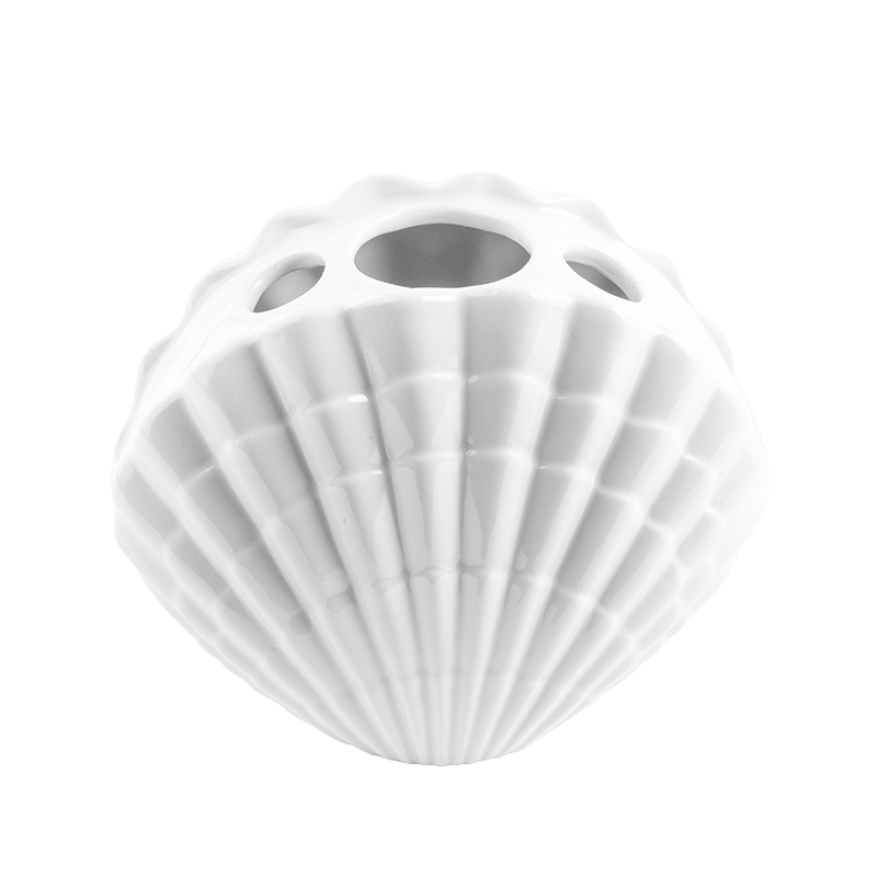 Bud Vase, Shell