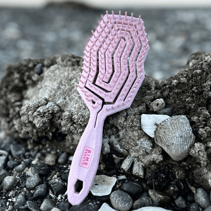 ArcticGlow Scalp Therapy Brush