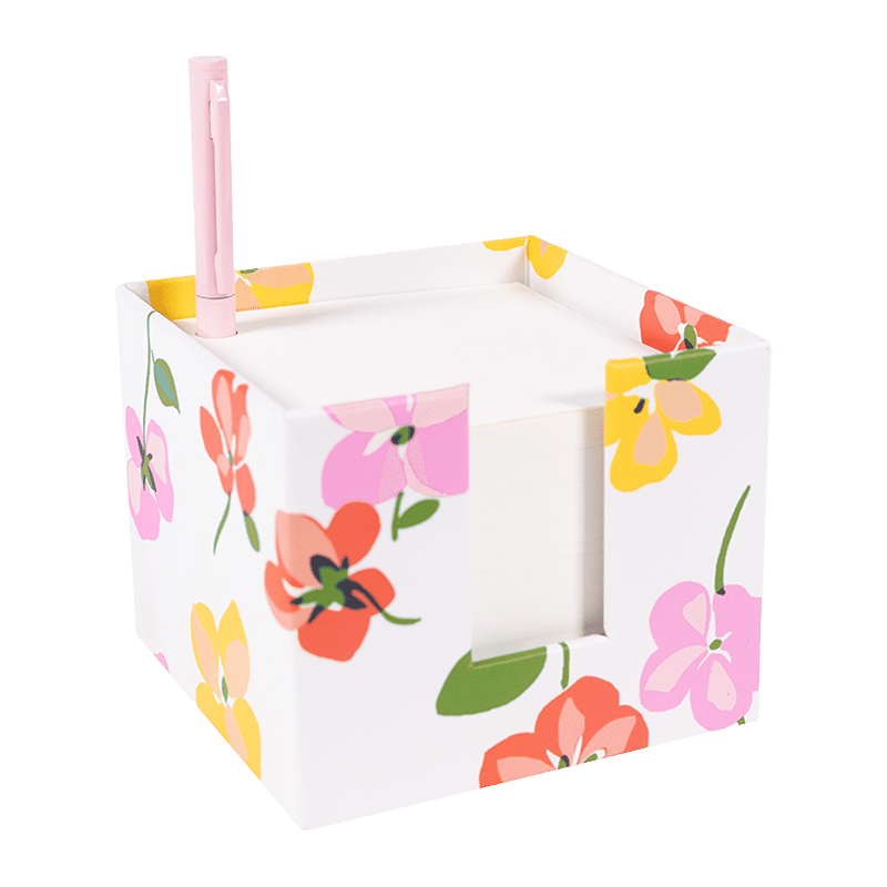Notecube with Pen