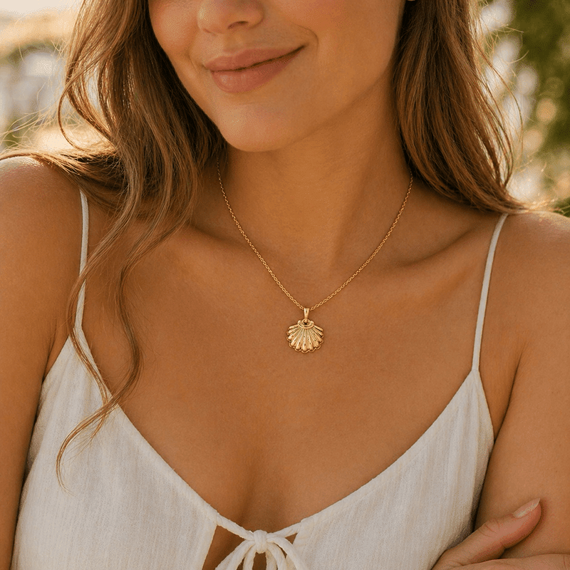 Seashell Pendant Necklace