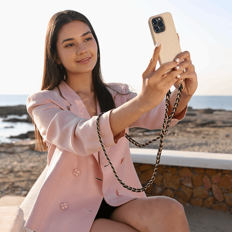 Emi Phone Chain