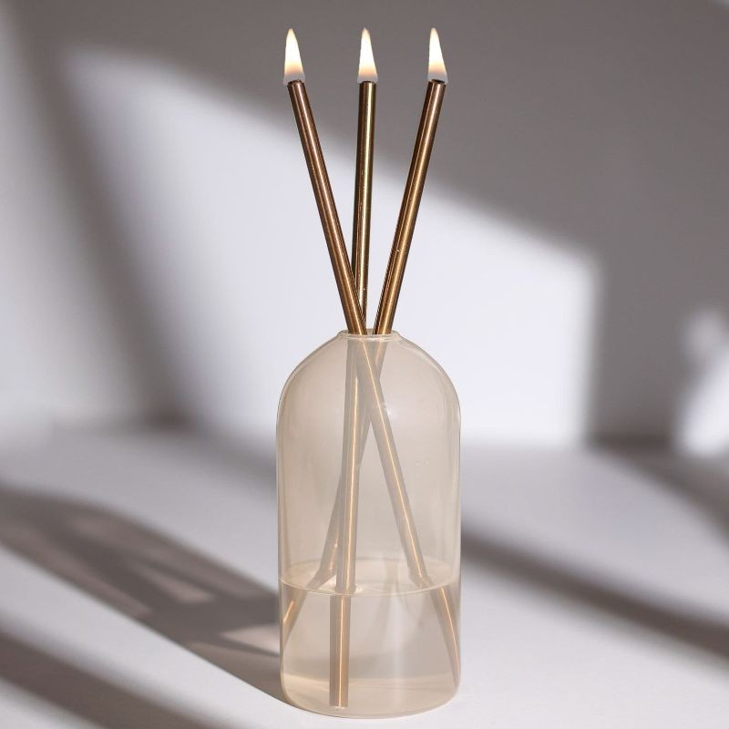 Wylie Vase, Champagne Sticks, Pristine Oil