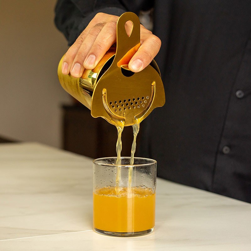 Hawthorne Strainer Gold