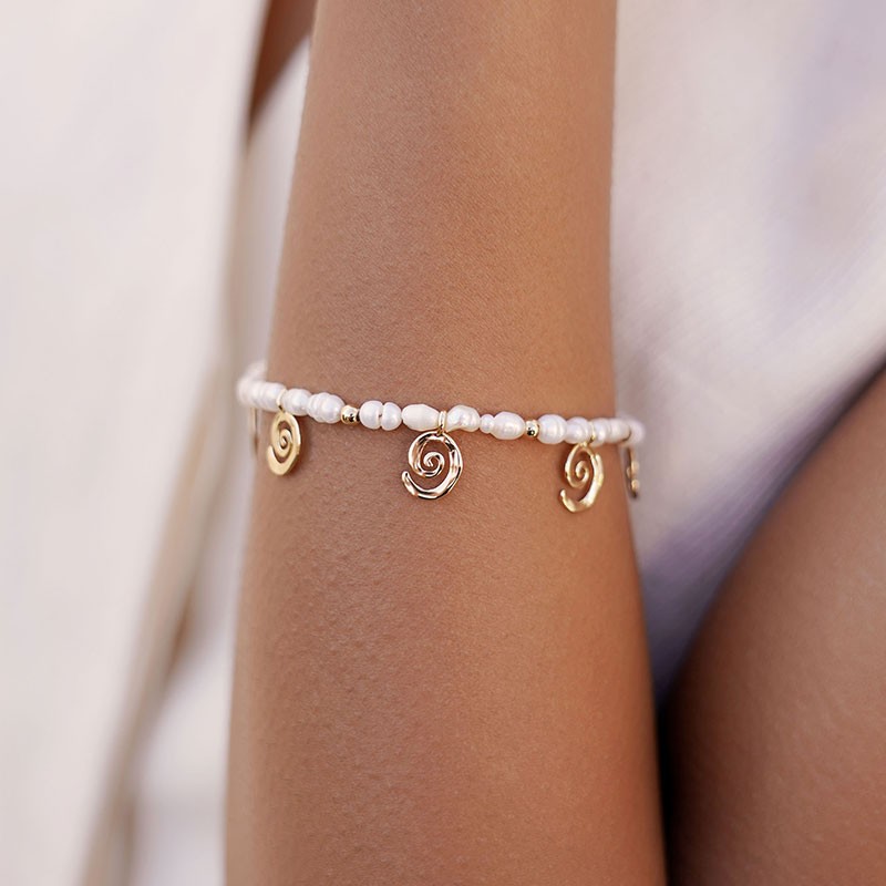 Aura Pearl Bracelet